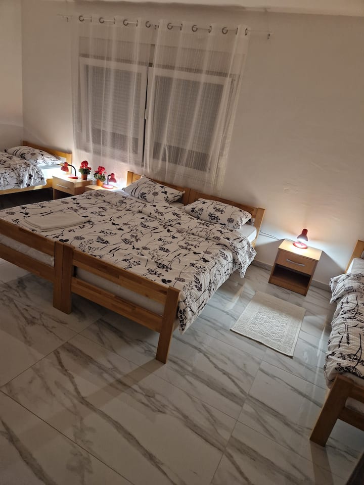 Dhomë gjumi