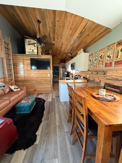 Successful Airbnb property: Dark Horse Casita in Wyoming