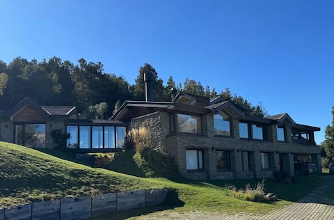 Great house with a view of Arelauquen