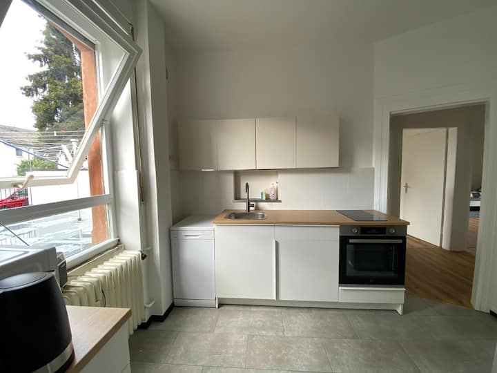 3 Zi. Appartement In Eschborn - シュタインバハ