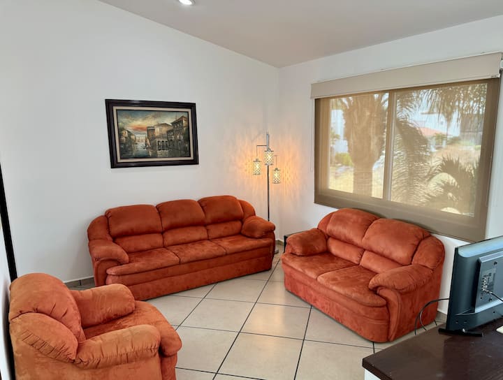 მისაღები ოთახი