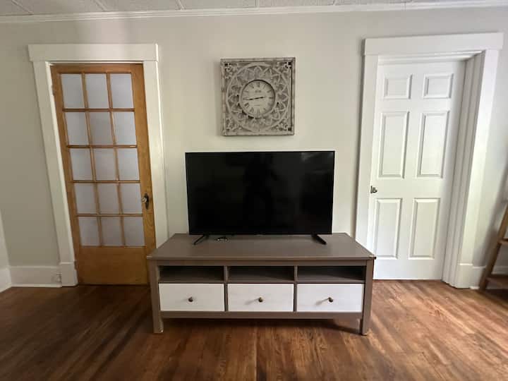 Cozy Modern Farmhouse - Butler, PA