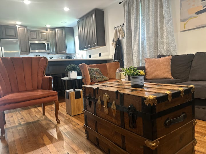 Mins To Beautiful Downtown Ottawa 4 Bd 3 Ba - Ottawa, IL