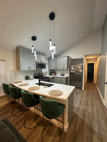 Revamped Casita East Austin – 5min Downtown ATX