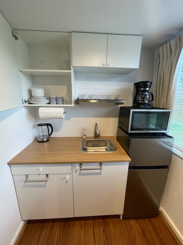 Cozy Private Guesthouse • Near Premium Outlets - Marysville, WA