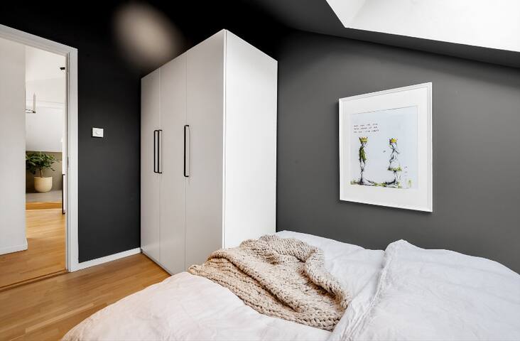 Modern and quiet 3-bed apartment in heart of Oslo gallery image 3