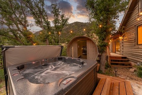 Hot Tub & Sauna, Firepit, Patio, Views, Romantic