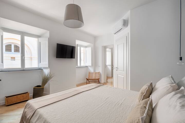 Davìta – The Pantheon Lodge gallery image 2