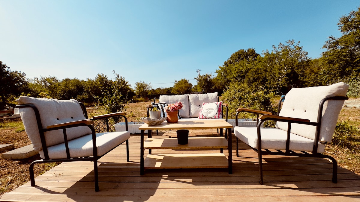 Jakuzinin ve Rahat Verandanın Keyfini Çıkarın