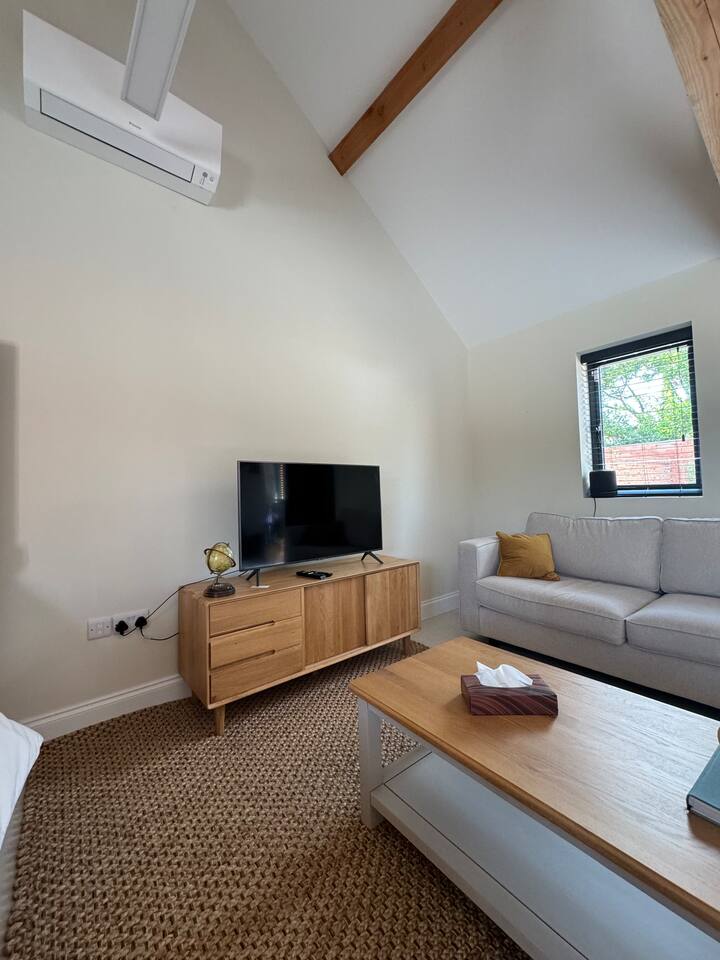 Idilic Getaway With Hot Tub - Nottinghamshire