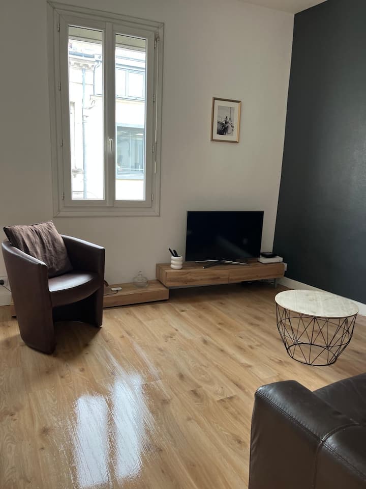 Maison De Ville Typique & Rénovée - Bordéus