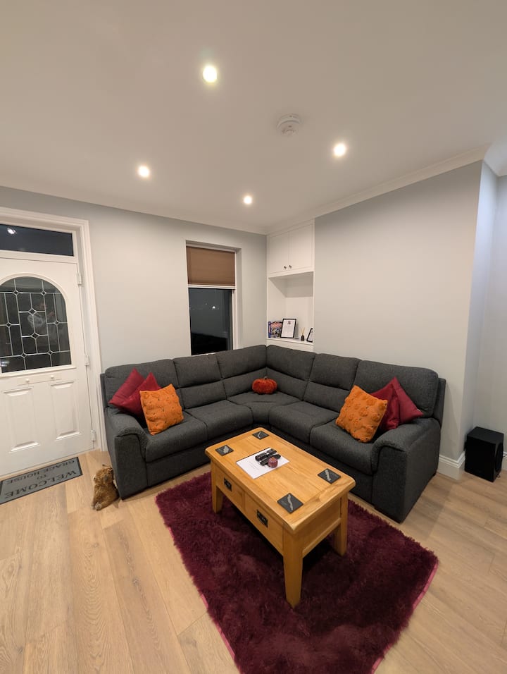 2 Bedroom With Parking, Ev Charger. 2 Mins To Sea. - Silloth