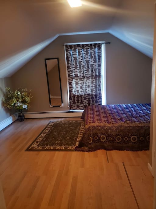 Airbnb Suite in Colonie; safe and quiet neighborhood
