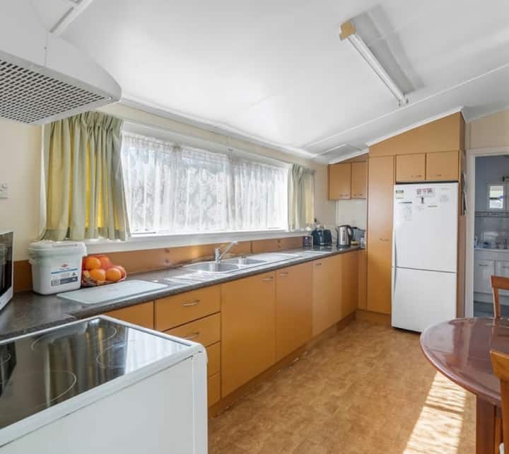 Cosy Country Cottage - Kempton