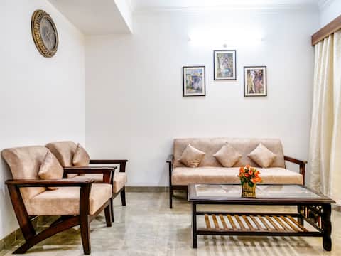 The Emerald Grand (Luxury Suite)