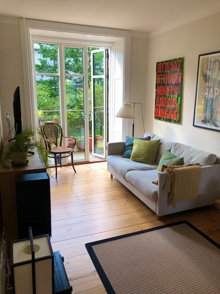 Beautiful Apartment By The Lakes - Copenhagen