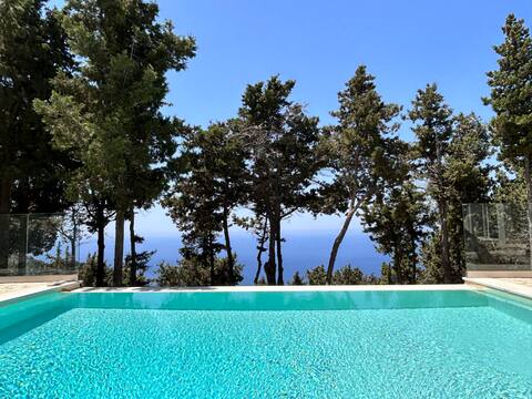 Villa Phaedra, A unique isolated piece of paradise