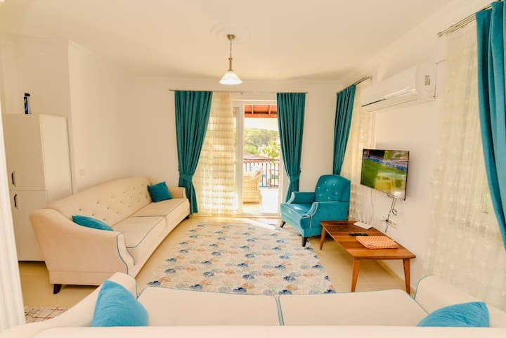ÖLüdenizde Doğa İçInde ÖZel Havuzlu Lüks Villa - Ölüdeniz