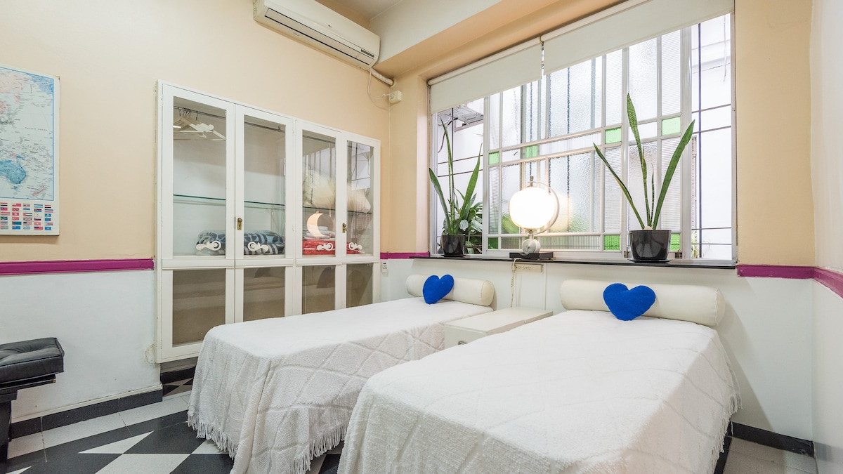 Apartamento de 2 quartos no Centro