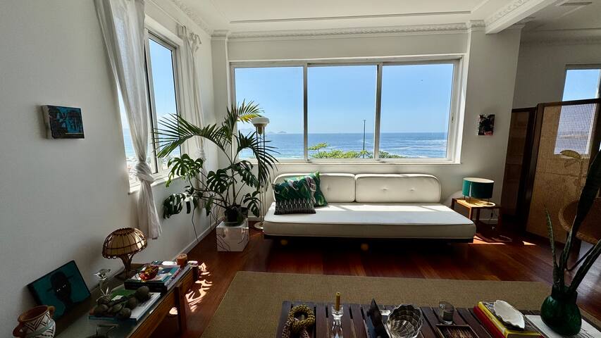 Ocean view in Copacabana