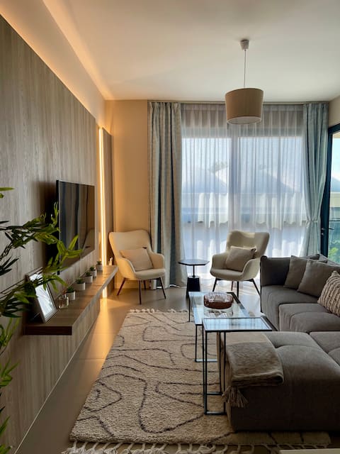 2-bedroom @ Marassi Galleria mall direct access