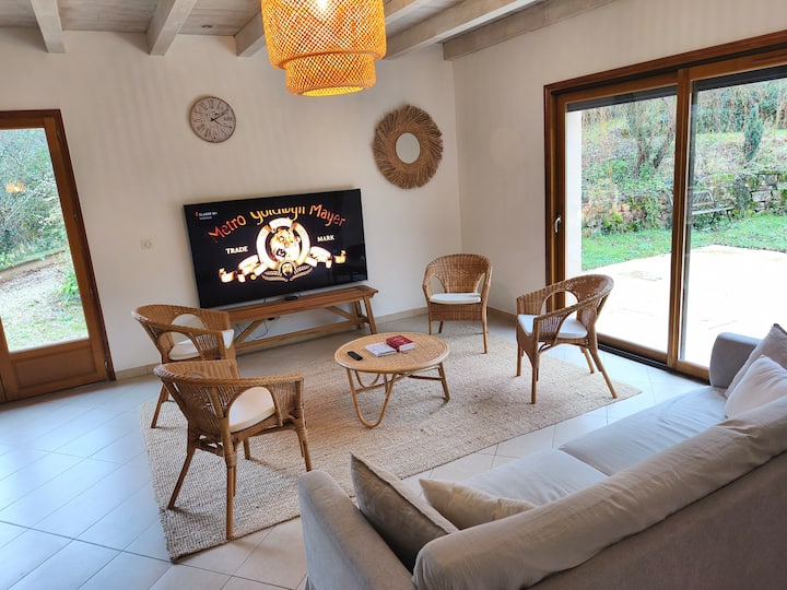 Gîte Avec Piscine Chauffée Et Bain Balnéo - Carmaux