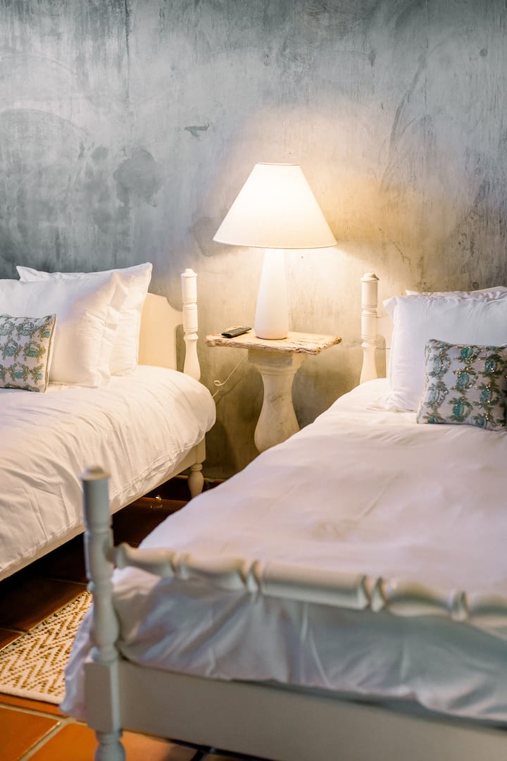 საძინებელი 1