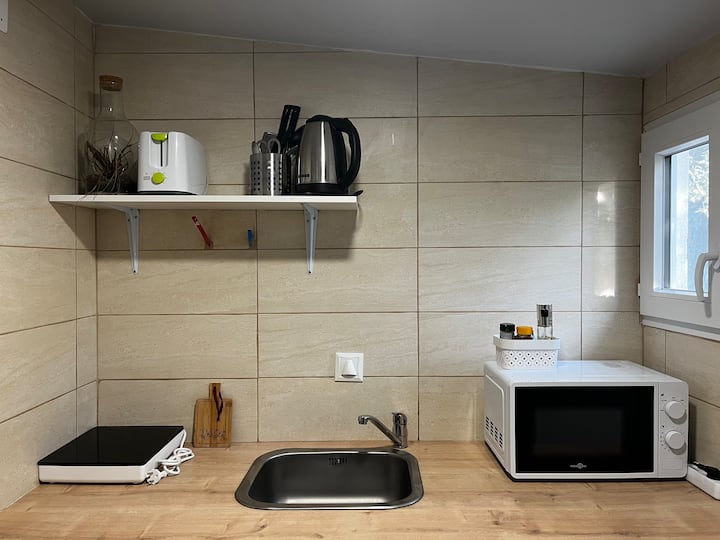 À La Zone A - Studio/2personnes/sdb Privée - Villepinte