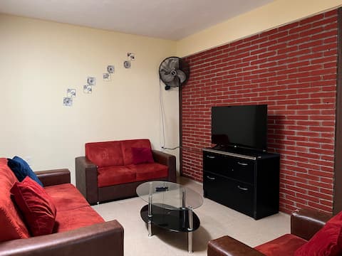 Ideal apartment to rest near the Airport.