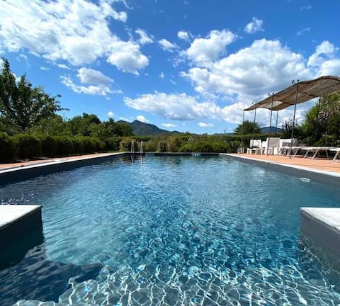 Tuscan Countryhouse w/ Pool & Apuan Alps Views