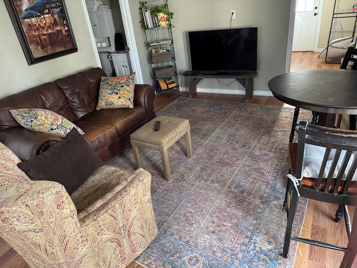 Cajun Cottage - Lake Charles, LA