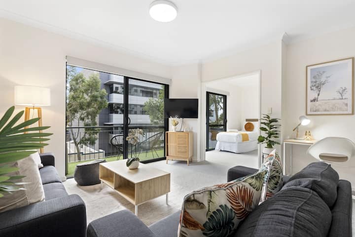 East Perth Family Zen Catbus, Cbd, Elizabethquay - Perth