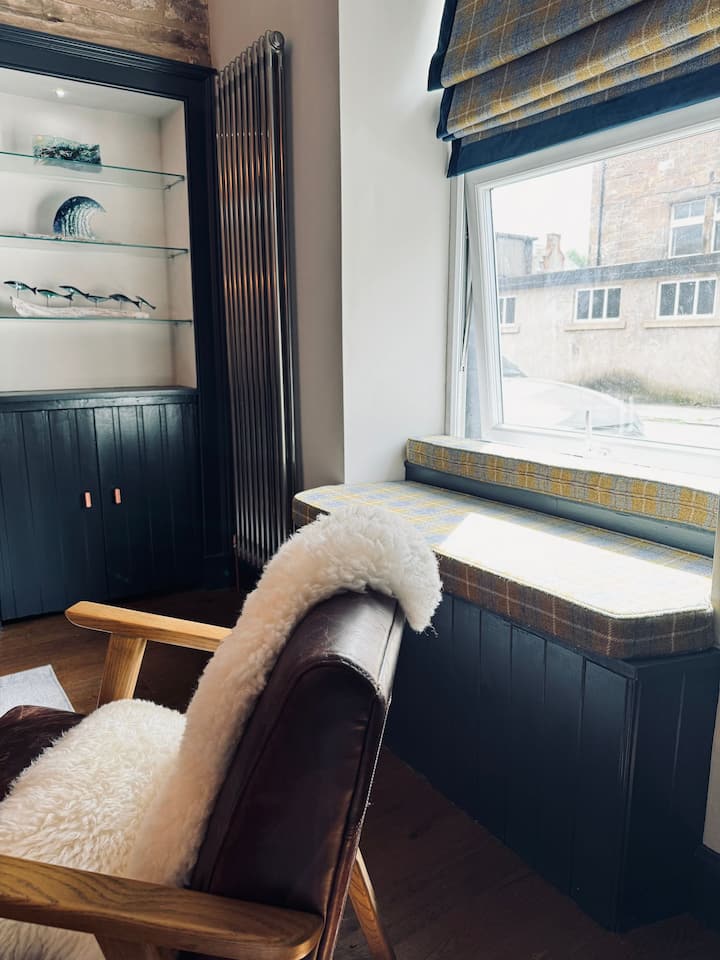 Stunning 1870 Fisherman’s Cottage - Musselburgh