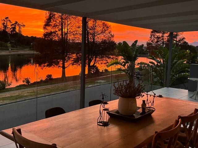 BelleVue Stylish, with a unique water setting! gallery image 5