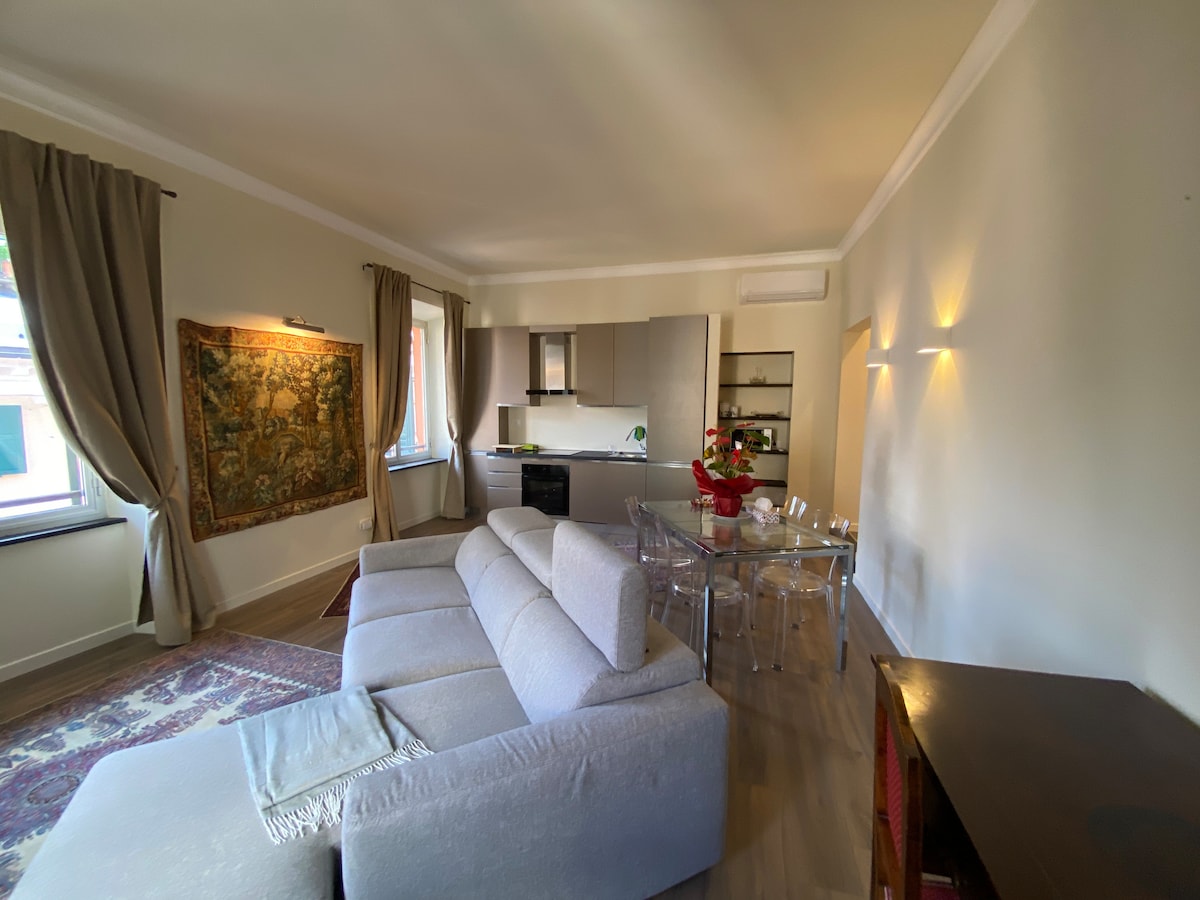 Top Airbnb: Colombo Sweet House in Genova