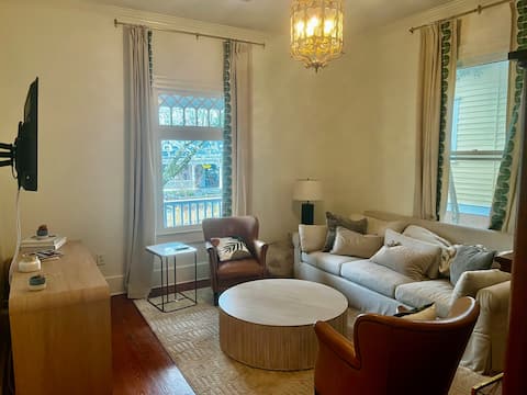 Popular Airbnb listing: Near All Downtown Attractions & FIFA: Grant Park in Grant Park