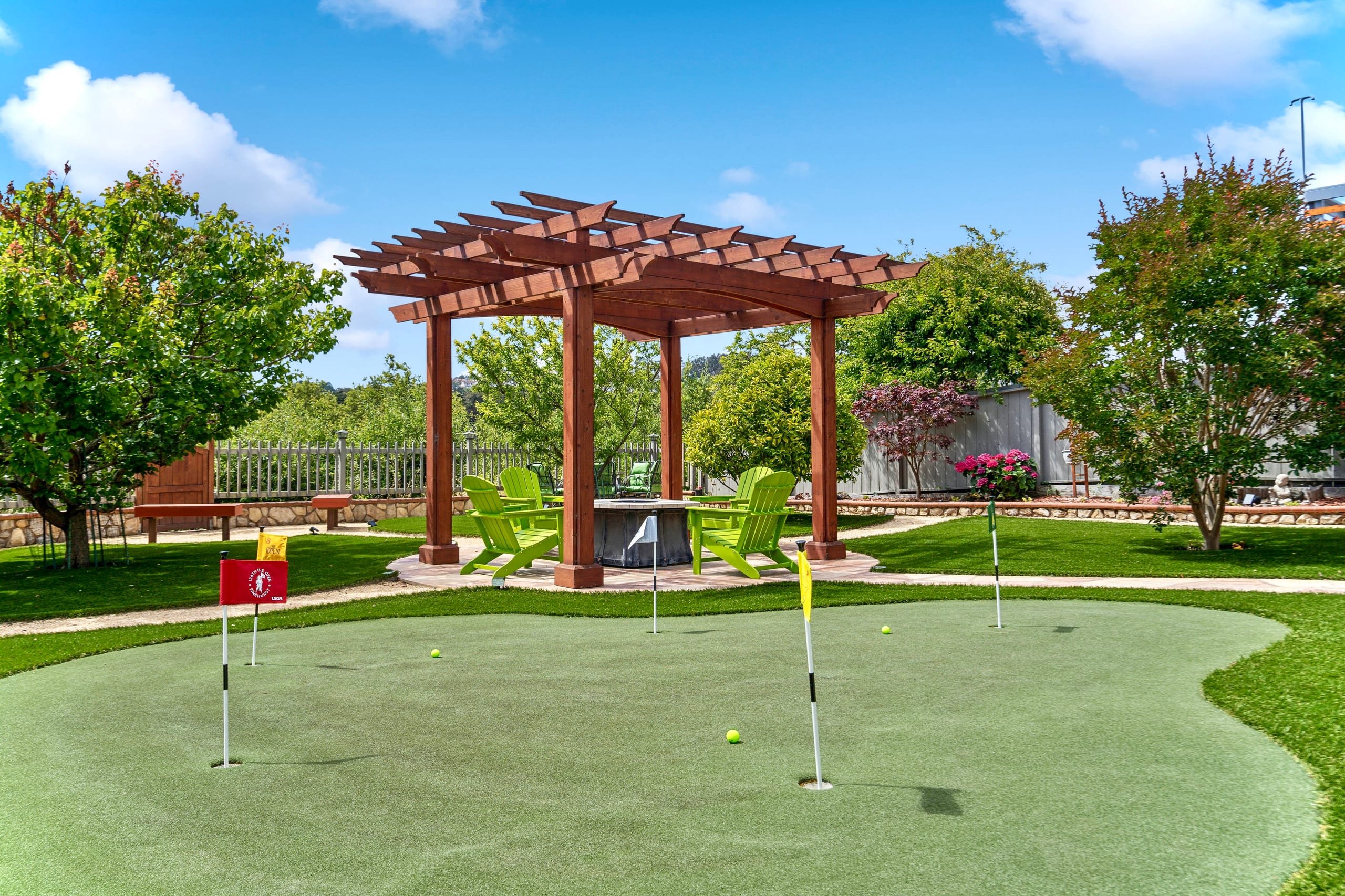 Home in South San Francisco · ★5.0 · 4 bedrooms · 7 beds · 3 private baths - Image 1