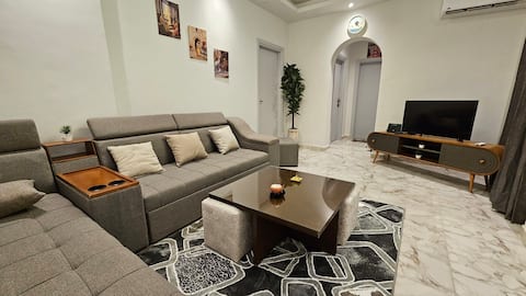 DHB STAYS: Family-Friendly 2BR in City Center - 81