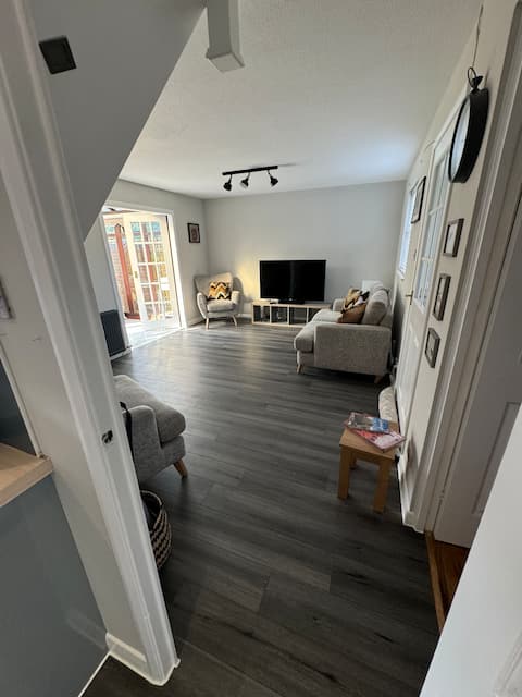 Top performing Airbnb: Number 70, Portobello, Edinburgh in Portobello