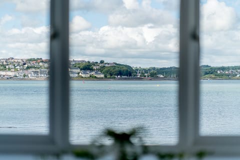 Waters Edge, 2 bed 2 bath house & Hot Tub