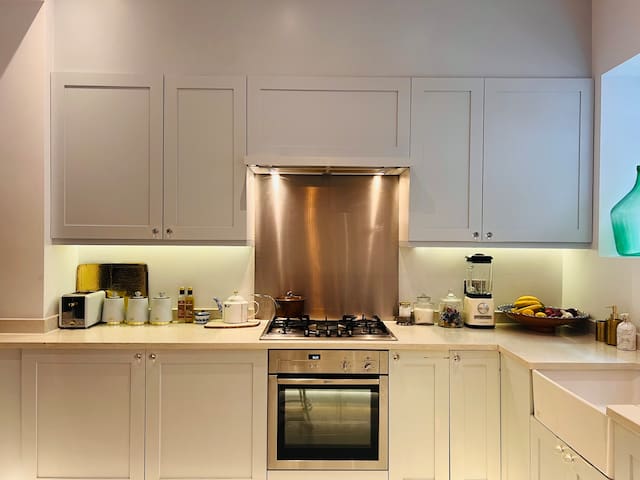 My fancy Mews House gallery image 4