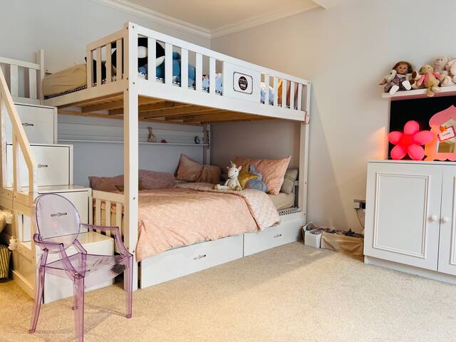 My fancy Mews House gallery image 5