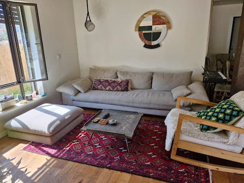 apt. with a nice garden