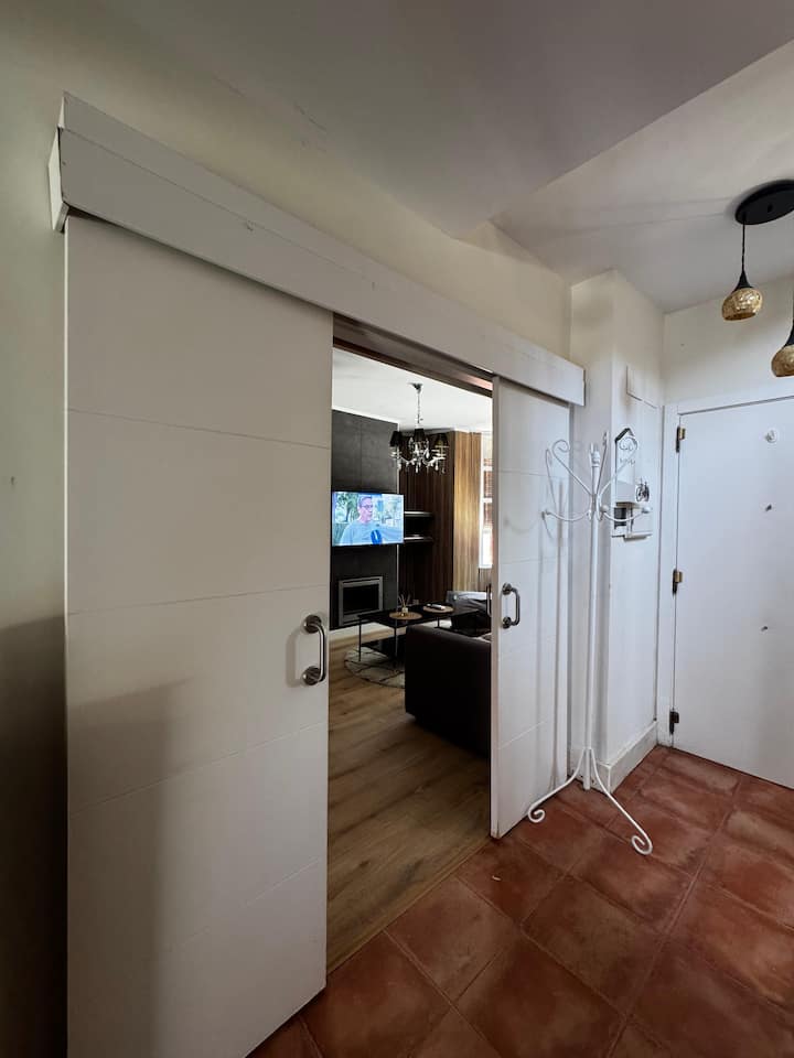 Agradable Casa Con Piscina Privada Y Chimenea - Benacazón
