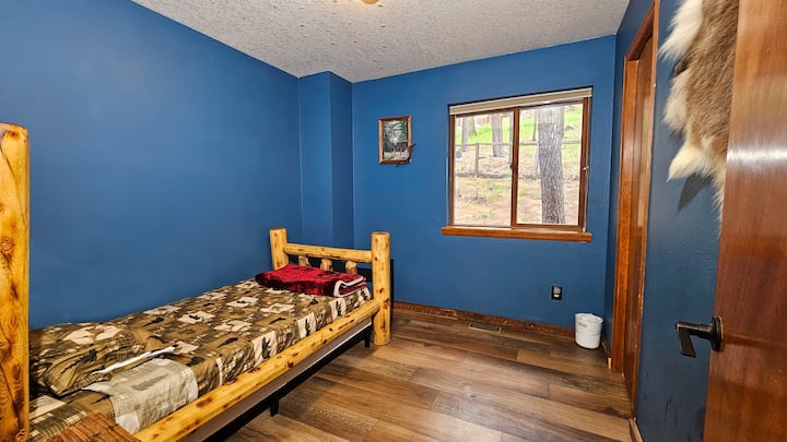 Брачен кревет (широк 125 - 149 см)