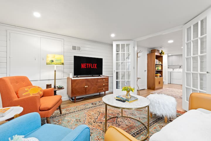 Charming Retro Retreat - Denver, CO