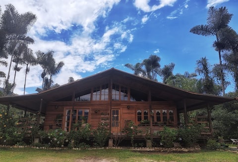 Oxapampa beautiful house El Palmeral in the forest