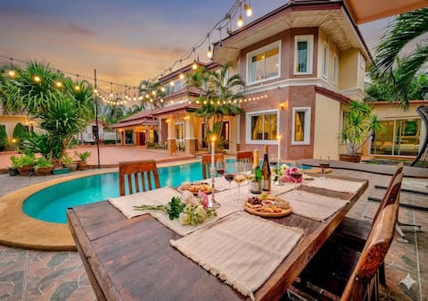 Pattaya Luxury 7BR Villa for Groups | Pool, Gym