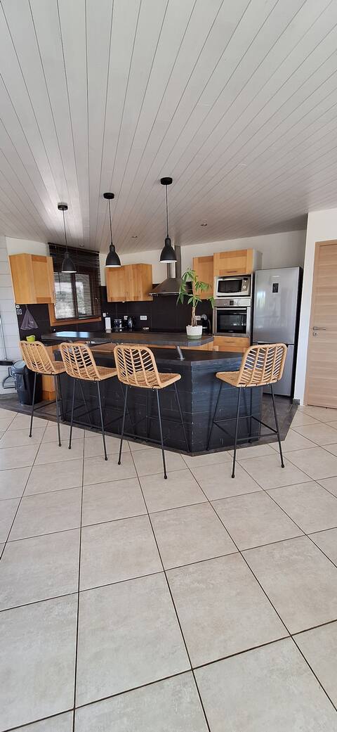 Spacious family villa in quiet Vendee beach