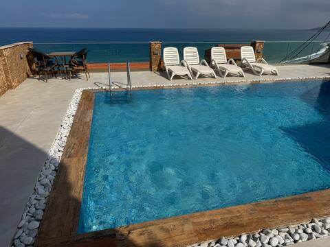 Sea view villa with heated pool